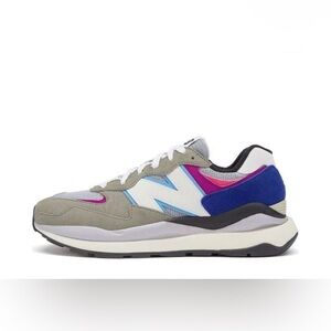 NEW BALANCE | Men's 5740 Incubation Pack Sneaker in Grey Pink Zing | 9 A50